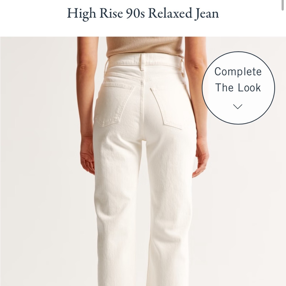 ABERCROMBIE | Curve Love High Rise 90s Relaxed Jean in Cream